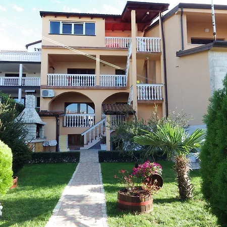Apartment Zdravko Štinjan Exteriör bild