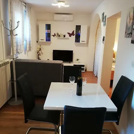 Apartment Zdravko Štinjan Exteriör bild