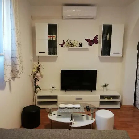 Apartment Zdravko Štinjan Exteriör bild
